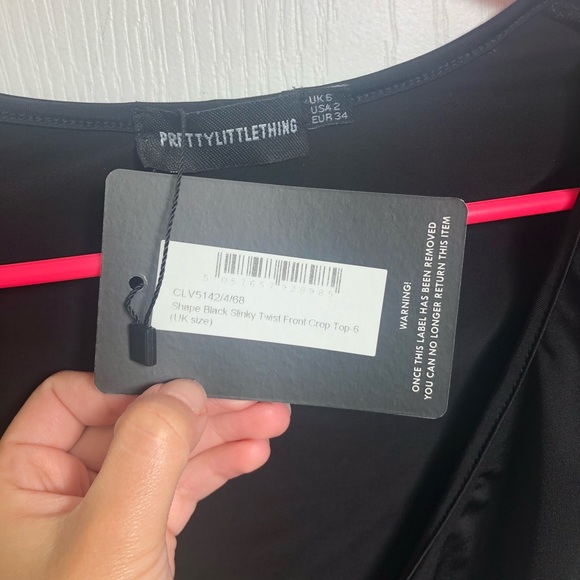 Pretty Little Thing Crop Top - Picture 7 of 7